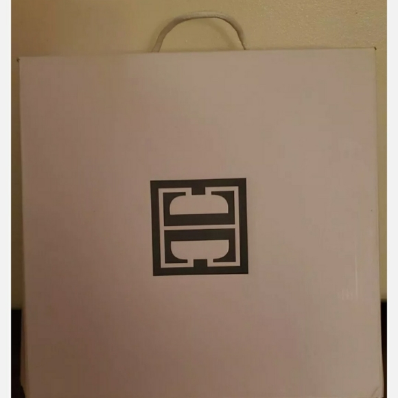 Ivanka Trump Over the Knee suede boots - Picture 3 of 7